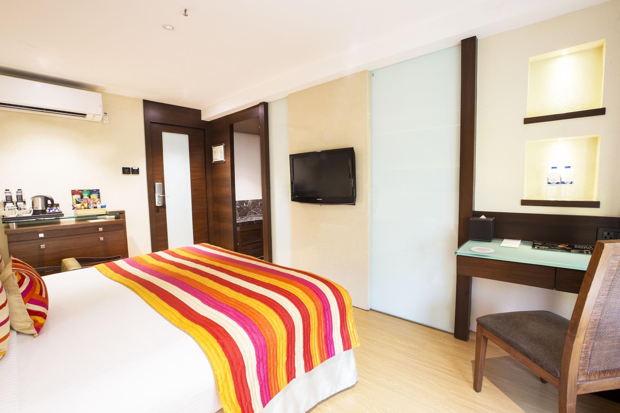 Hotel Bawa Continental Мумбаи Экстерьер фото